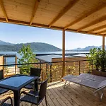 Apartmanhotel Maggiore Bay 4*