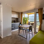 Apartmanhotel Maggiore Bay 4*