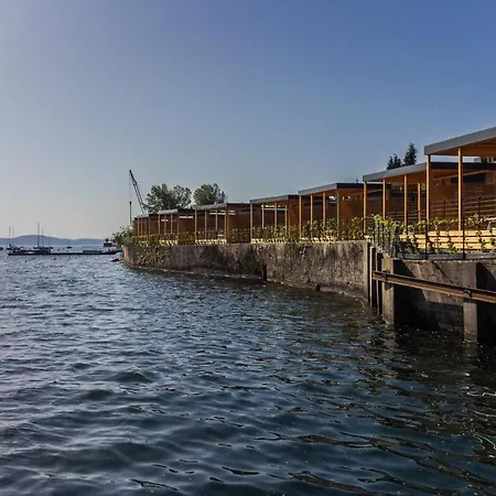 Maggiore Bay Appart hôtel *