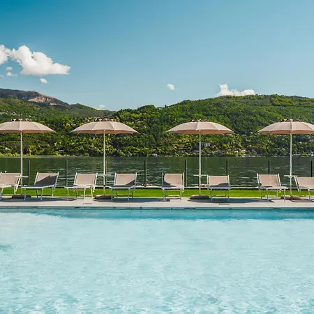 Appart hôtel Maggiore Bay *