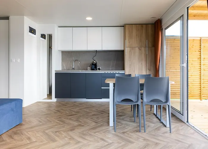 Maggiore Bay Бавено