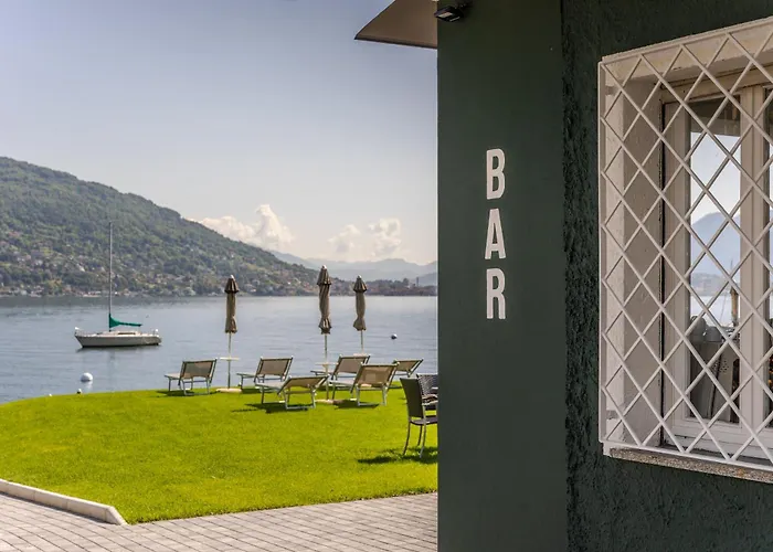 Maggiore Bay Апарт-отель