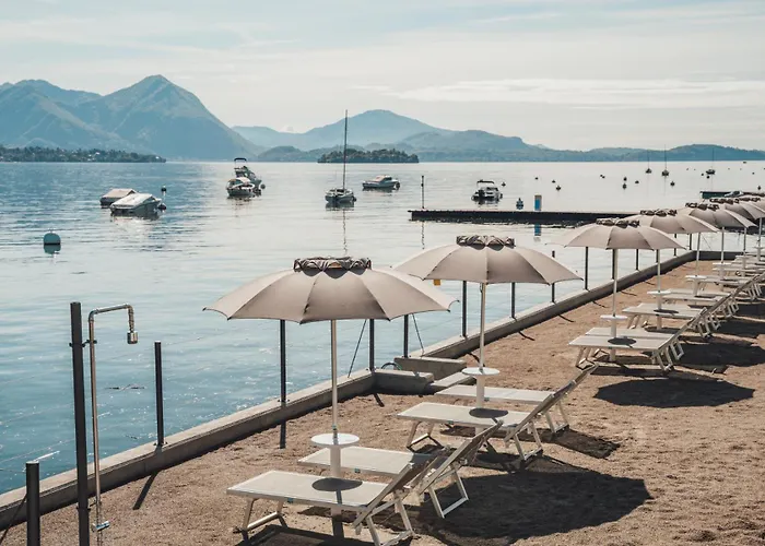 Maggiore Bay Апарт-отель Бавено