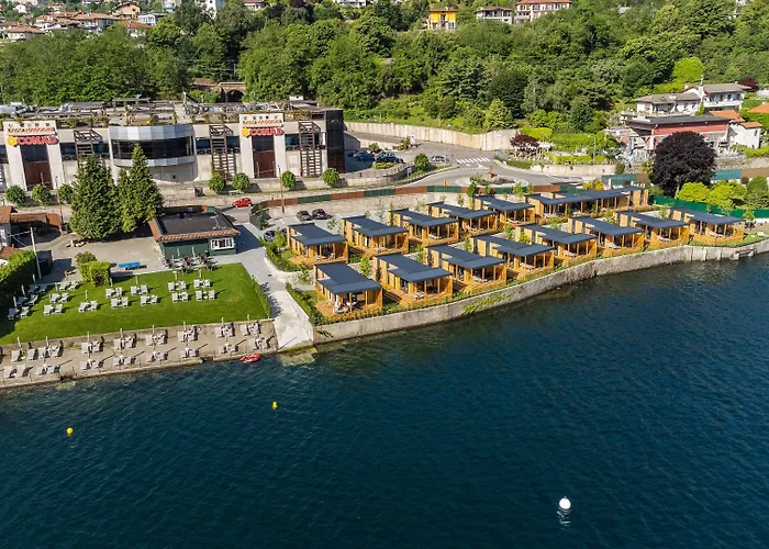 Maggiore Bay Апарт-отель